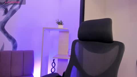 Snapshot of cleowhite_ chatting on 01.06.26 cleowhite_ online show from 01.06.26