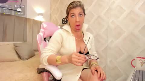 clhoe_johnson_ online show from 01.13.26