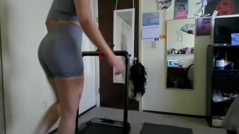 High Queen Clio online show from 02.05.25