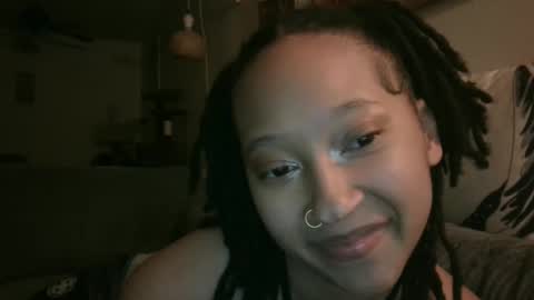 High Queen Clio online show from 02.18.25