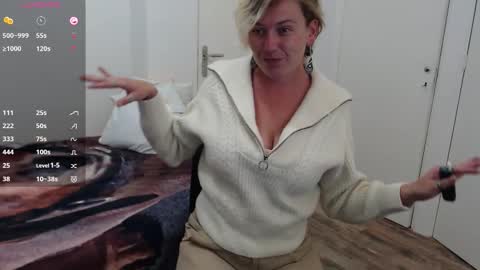 Syl  online show from 09.12.25