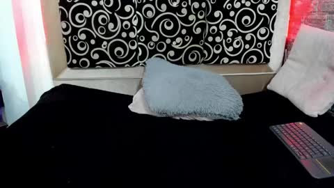 cloe66 online show from 01.20.25