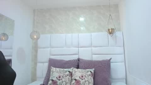 Cloe 555 online show from 10.18.25