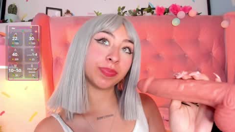 Cloe  online show from 02.08.25