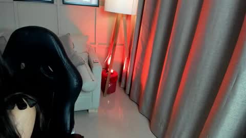 Snapshot of cloe_martinez_ chatting on 01.06.26 Cloe online show from 01.06.26