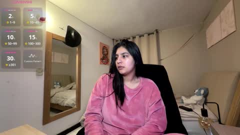 Snapshot of cloe_small08 chatting on 02.06.26 cloe small online show from 02.06.26