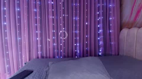 Snapshot of cloe_stanfort chatting on 05.19.26 Cloe Stanfort online show from 05.19.26