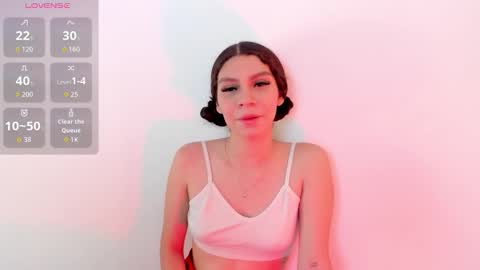 cloee20_ online show from 12.23.25