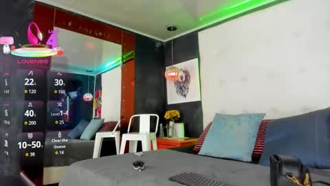 Snapshot of cloerodriguez chatting on 09.15.25 ---Cloe--- online show from 09.15.25