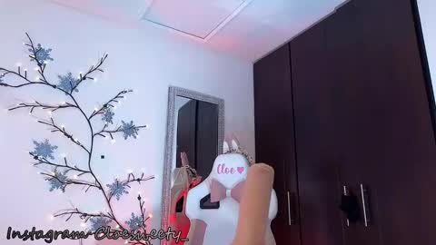 CLOE online show from 01.01.25