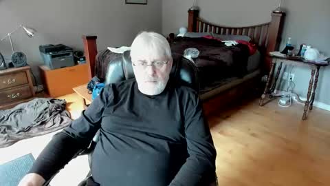 Snapshot of cloudalert62 chatting on 01.06.25 cloudalert62 online show from 01.06.25