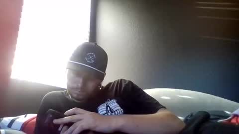 tallhungandcloudy online show from 05.11.26