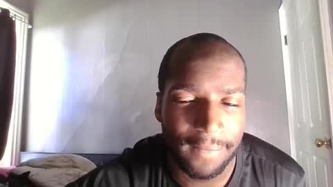 Snapshot of clouvo chatting on 10.31.25 clouvo online show from 10.31.25