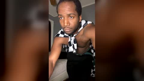 Snapshot of clouvo chatting on 01.18.26 clouvo online show from 01.18.26