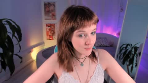  Clover  follow me  online show from 12.04.24