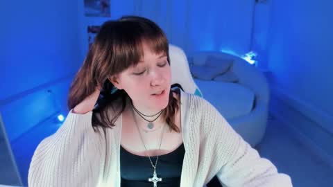  Clover  follow me  online show from 01.30.25