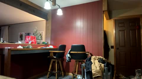 Snapshot of cloverboy1988 chatting on 12.31.24 cloverboy1988 online show from 12.31.24