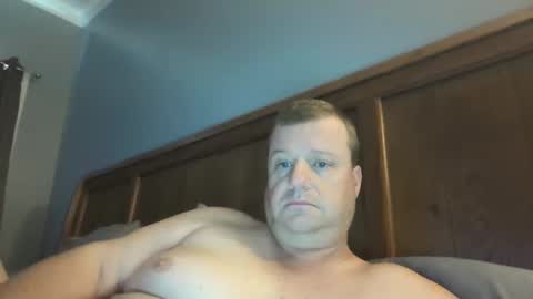 Snapshot of cmachen chatting on 09.27.25 cmachen online show from 09.27.25