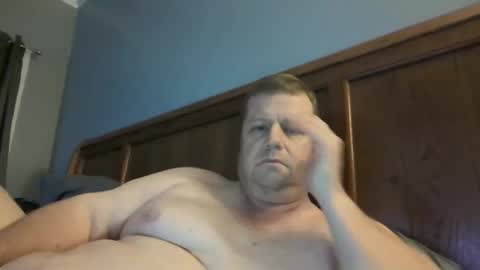 Snapshot of cmachen chatting on 05.12.26 cmachen online show from 05.12.26