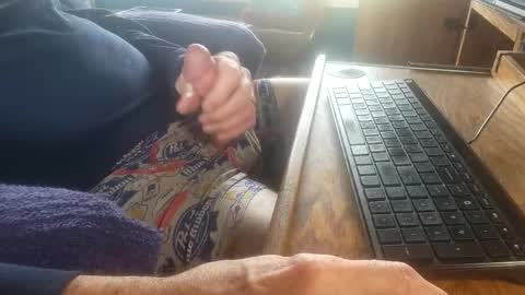 Snapshot of coach_d chatting on 10.18.25 coach_d online show from 10.18.25