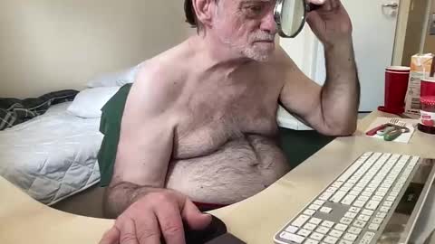 Snapshot of coach_karl chatting on 04.04.26 Coach Karl Porn Star Tip me all the way to my next trip online show from 04.04.26