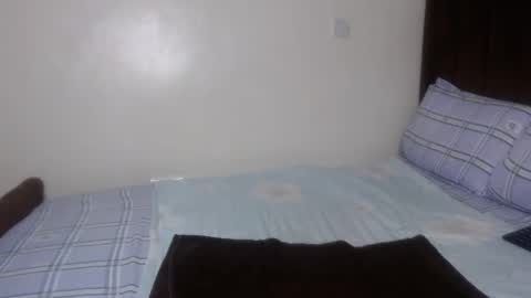 Snapshot of cocoa_devine chatting on 12.18.25 cocoa_devine online show from 12.18.25