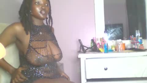 Snapshot of cocoalush_20 chatting on 05.02.26 CocoaLush 20 online show from 05.02.26