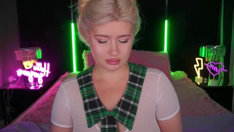 Snapshot of cocosecretss chatting on 10.07.25 onlyfans amyleyy online show from 10.07.25