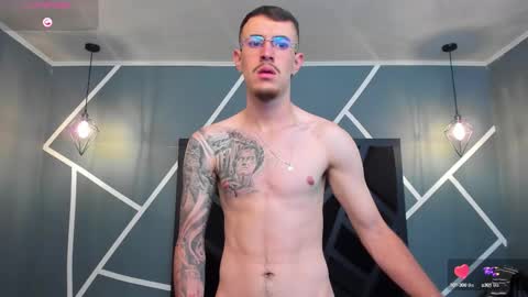 Snapshot of codyywalker chatting on 09.17.25 Cody Walker online show from 09.17.25