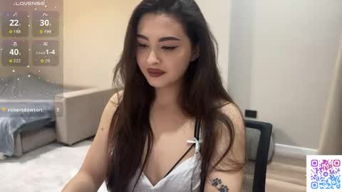 Yumi online show from 04.24.26