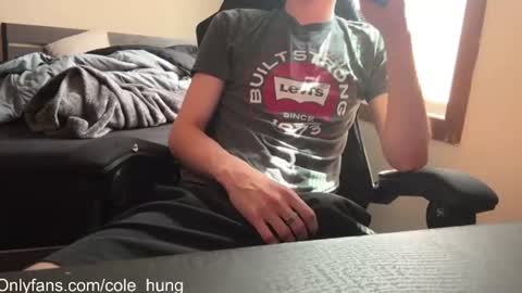Snapshot of cole_hung chatting on 07.20.26 cole_hung online show from 07.20.26