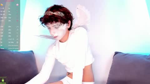 Snapshot of colestorm chatting on 10.31.25 COLE online show from 10.31.25