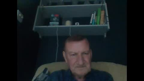 Snapshot of colinbeech chatting on 12.17.24 colinbeech online show from 12.17.24