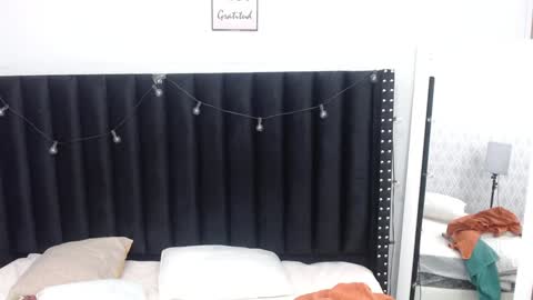 Snapshot of colombia_mommy_ chatting on 12.13.24 GRETCHEN online show from 12.13.24