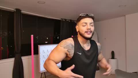 Jhoan online show from 10.13.25