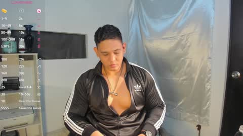 Snapshot of coltonmassif_ chatting on 12.14.24 coltonmassif_ online show from 12.14.24