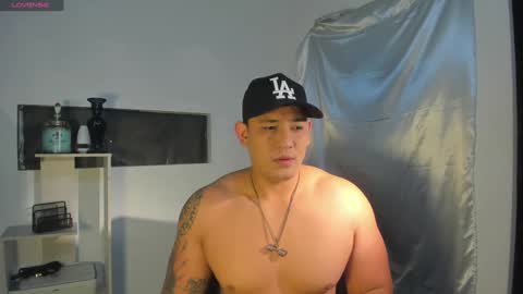 Snapshot of coltonmassif_ chatting on 12.22.24 coltonmassif_ online show from 12.22.24