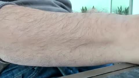 Snapshot of coltorr chatting on 11.17.25 Colt online show from 11.17.25