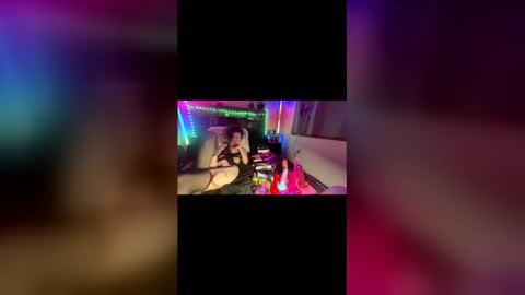 cometomamat online show from 05.13.26
