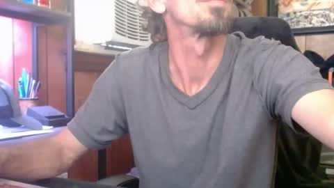 Snapshot of comic_king27 chatting on 03.21.26 Nelson or ComicKing and sometime Peachy143 online show from 03.21.26