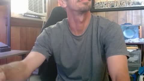 Snapshot of comic_king27 chatting on 04.20.26 Nelson or ComicKing and sometime Peachy143 online show from 04.20.26