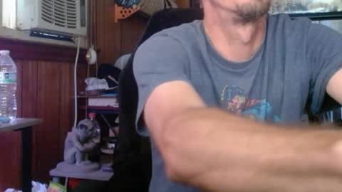 Snapshot of comic_king27 chatting on 04.27.26 Nelson or ComicKing and sometime Peachy143 online show from 04.27.26