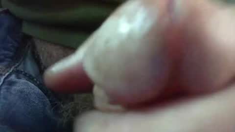 Snapshot of comox1961 chatting on 10.04.25 comox online show from 10.04.25