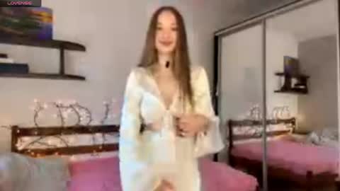Leslie online show from 05.27.26