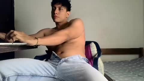 Snapshot of conde2710 chatting on 06.17.26 ELCONDE online show from 06.17.26