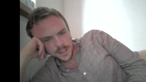 dreamy eyed lover online show from 03.15.26