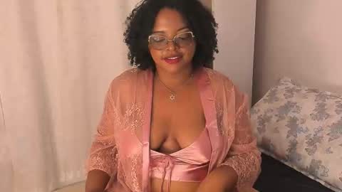 Snapshot of conielaurenth chatting on 11.14.25 conielaurenth online show from 11.14.25