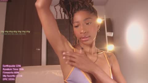   independent model online show from 04.12.26