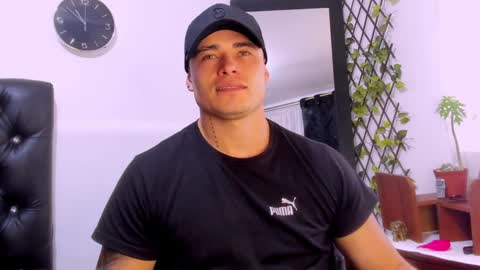 Snapshot of connorsmith_26 chatting on 01.20.25 Connor Smith online show from 01.20.25