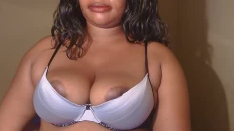 Snapshot of conny685249 chatting on 02.06.25 conny online show from 02.06.25